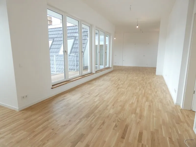 3 Dachterrassen - 2 Bäder - 6 Zimmer mit viel Sonnenlicht gesucht??? Hier ist Ihre Traumwohnung!!! — photo 1